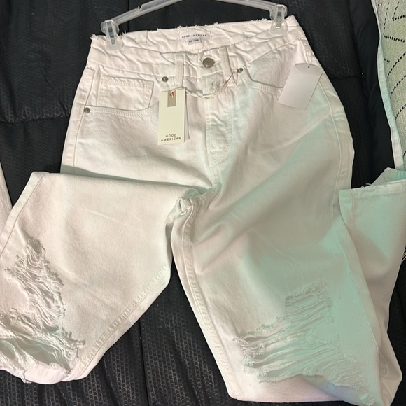 GOOD AMERICAN WHITE DEMIN JEANS - Picture 8 of 8